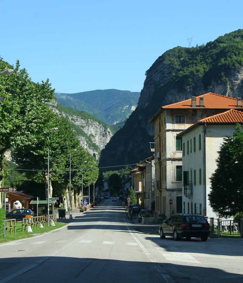 Collezione di liquori mignon molto carina - Picture of Val Goccia, Cismon  del Grappa - Tripadvisor