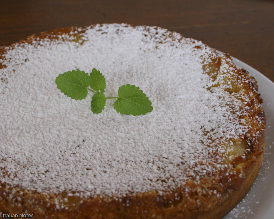 Italian Apple Cake 