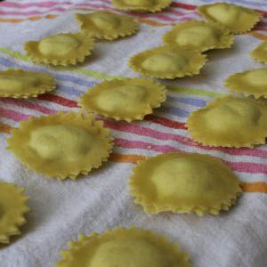 Three cheese ravioli recipe Three cheese ravioli recipe