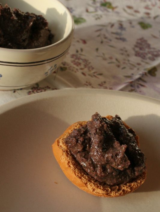 Black olive pesto cream or tapenade recipe Italian Notes