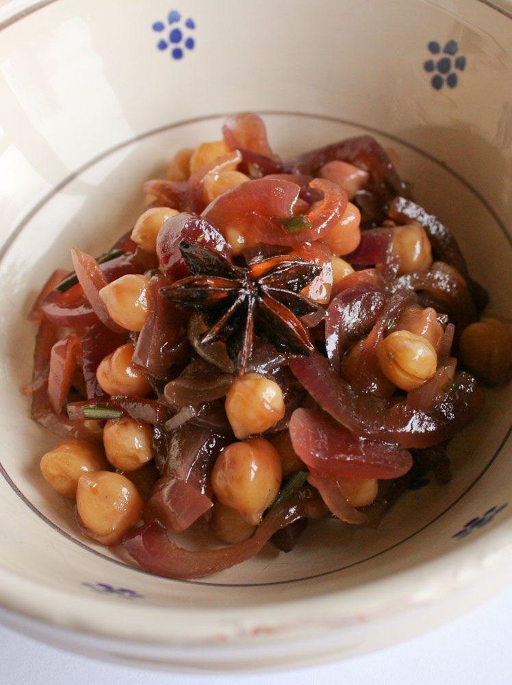 Chickpea and onion salad - Italian Notes