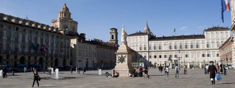 Photo of one of the piazze in Turin - Italian Notes