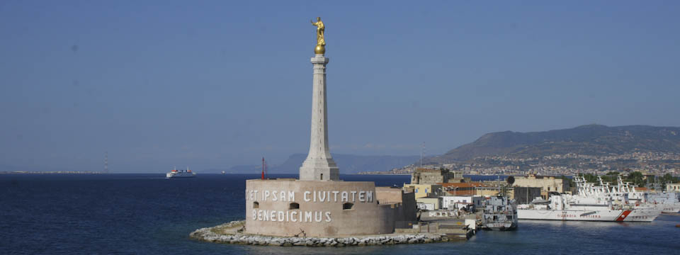 Messina Port and the Blessing of a Golden Madonnina