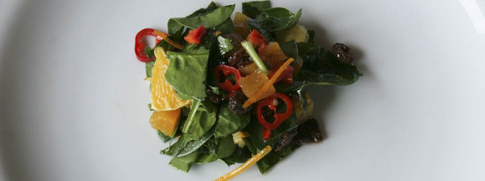 Spinach and orange salad