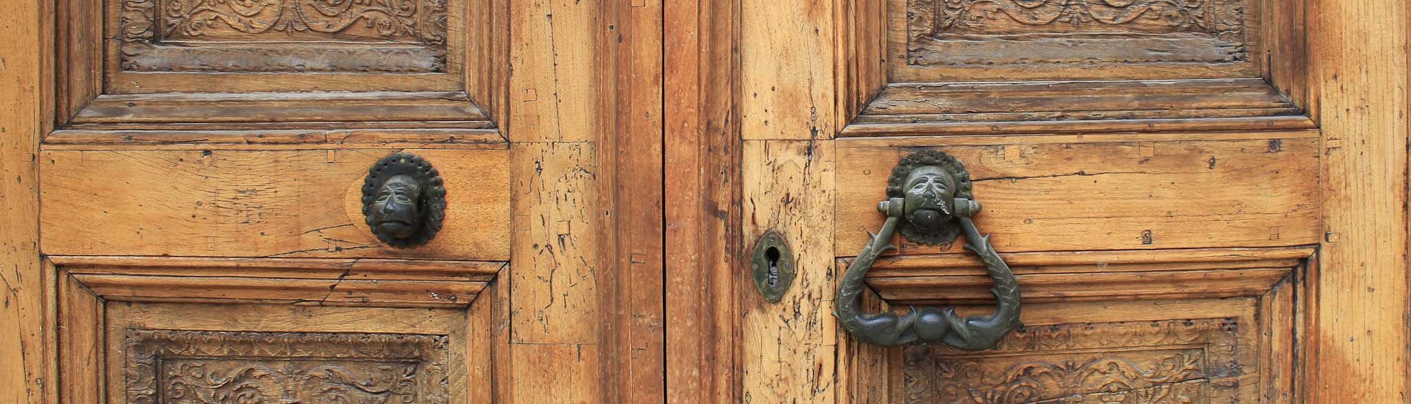 Abruzzo Door Knockers Seen In Teramo Sulmona And Chieti