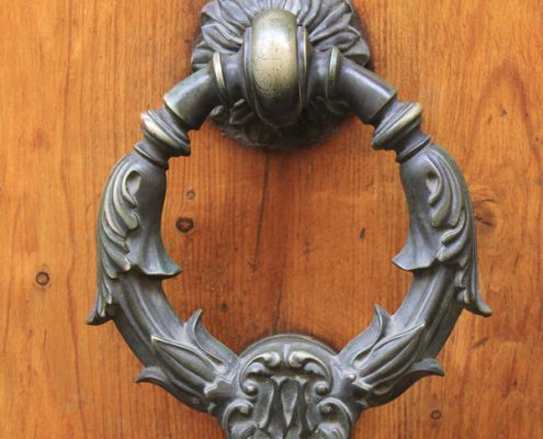 Abruzzo door knockers 1