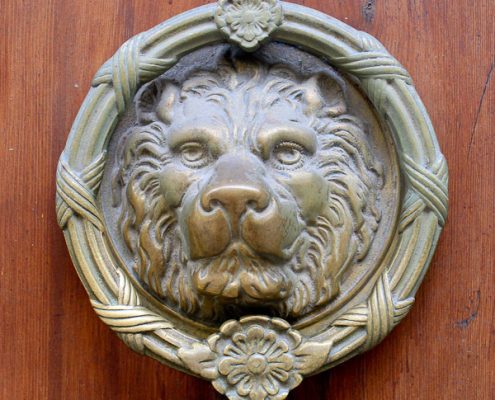 Abruzzo door knockers 1