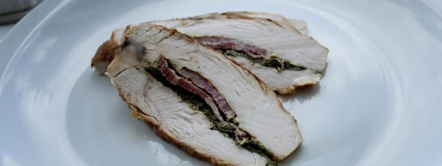 Stuffed turkey breast with ham and spinach - Italian Notes