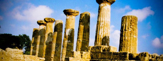 Agrigento's Valle dei Templi - Italian Notes