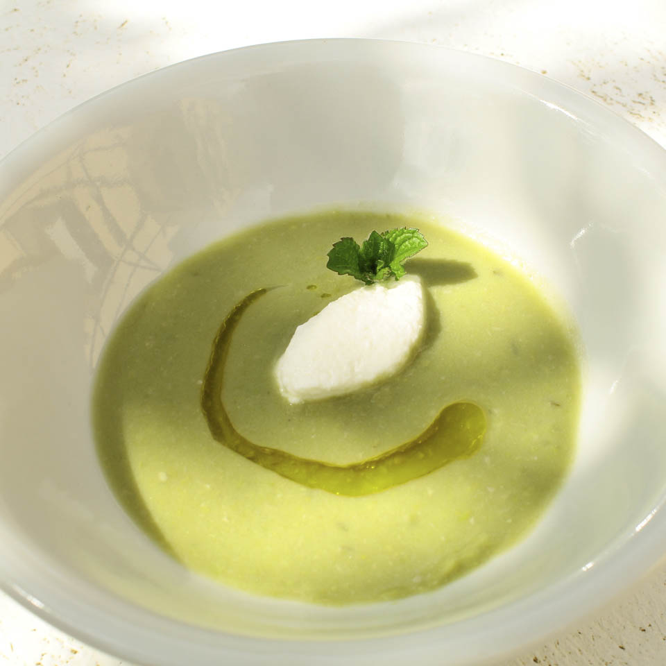 Fava and pea soup Image of Fava and pea soup