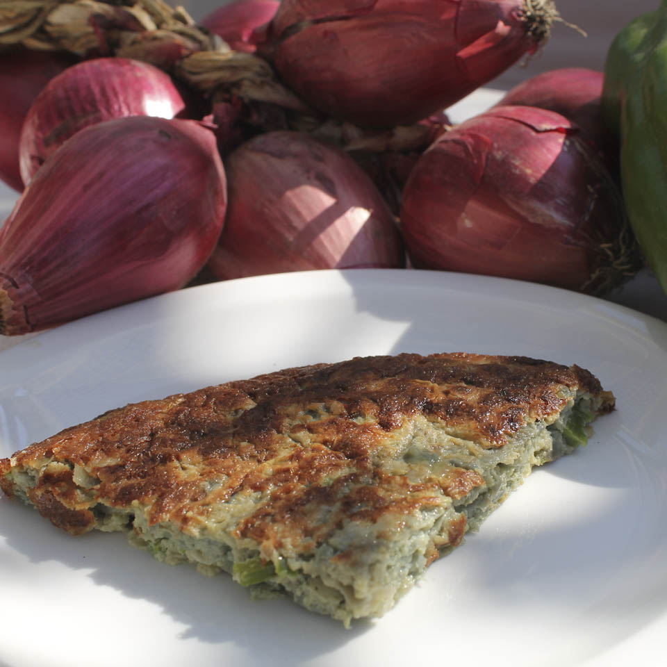 Omelette with tropea onions