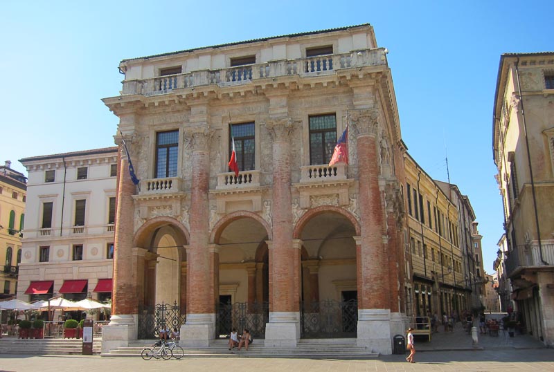 Image of the Loggia del Capitaniato in Vicenza