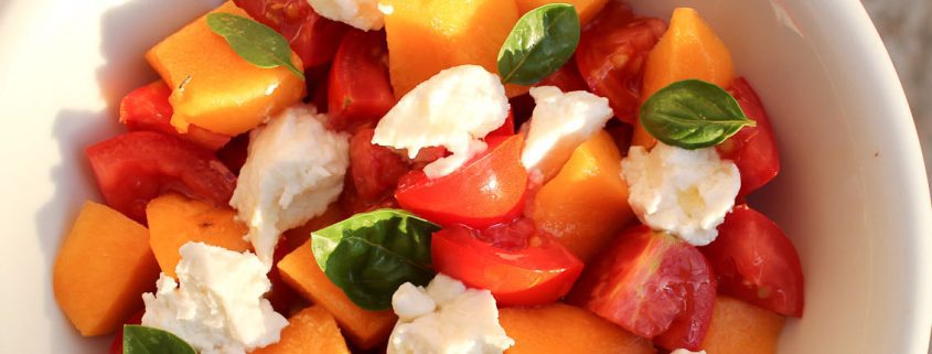 Tomato, peach and ricotta salad