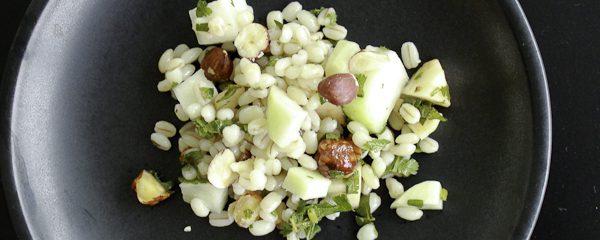 Barley salad with apples, kohlrabi and hazelnuts