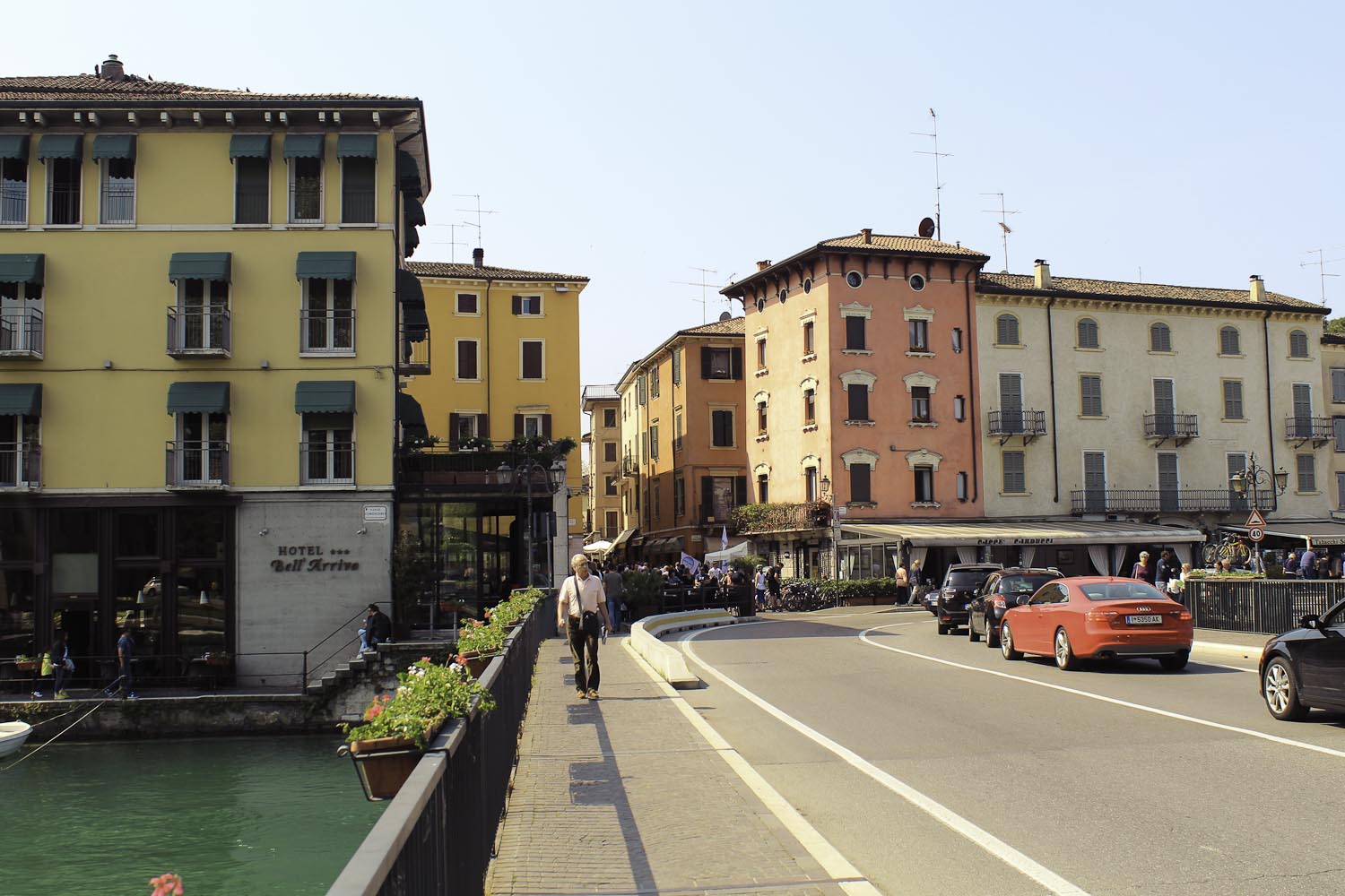 Quick Guide to Peschiera del Garda - Italian Notes