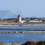 Sicilian Salt Mills