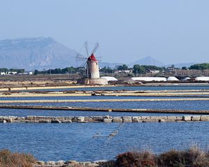 Sicilian Salt Mills