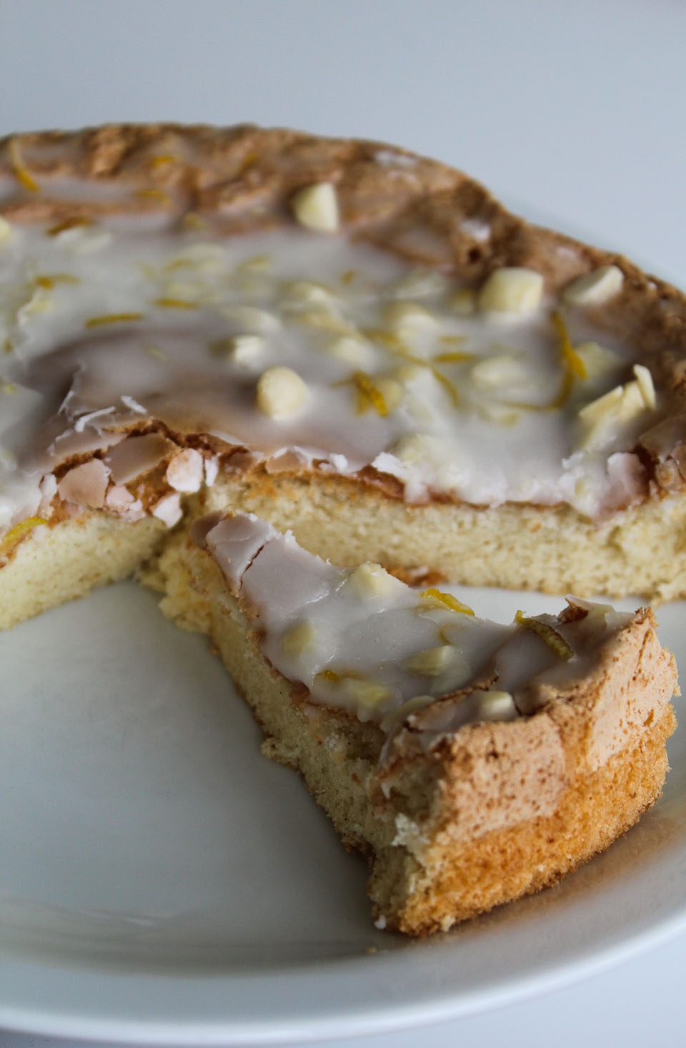 Sardinian almond cake