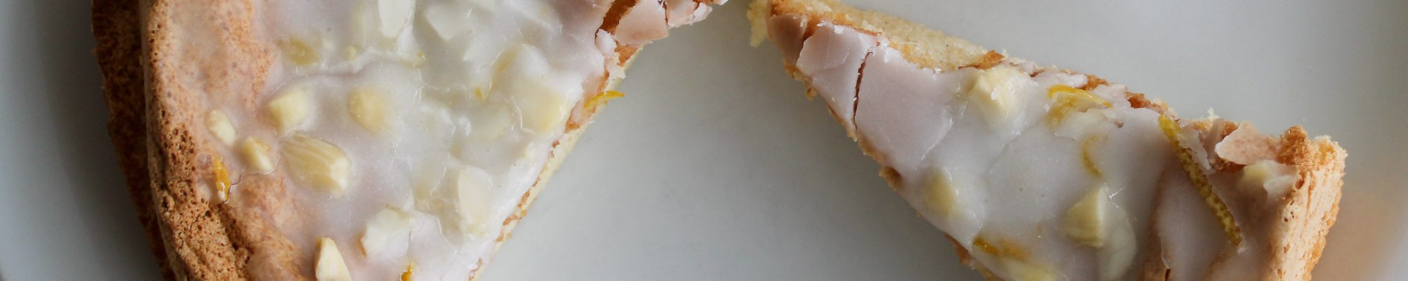 Sardinian almond cake