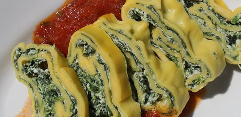 Spinach pasta roll