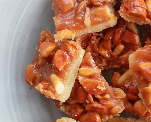 Caramel Almond Bites - Italian Notes
