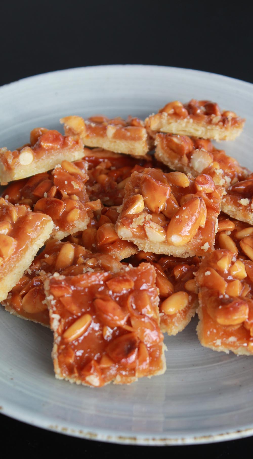 Caramel Almond Bites - Italian Notes